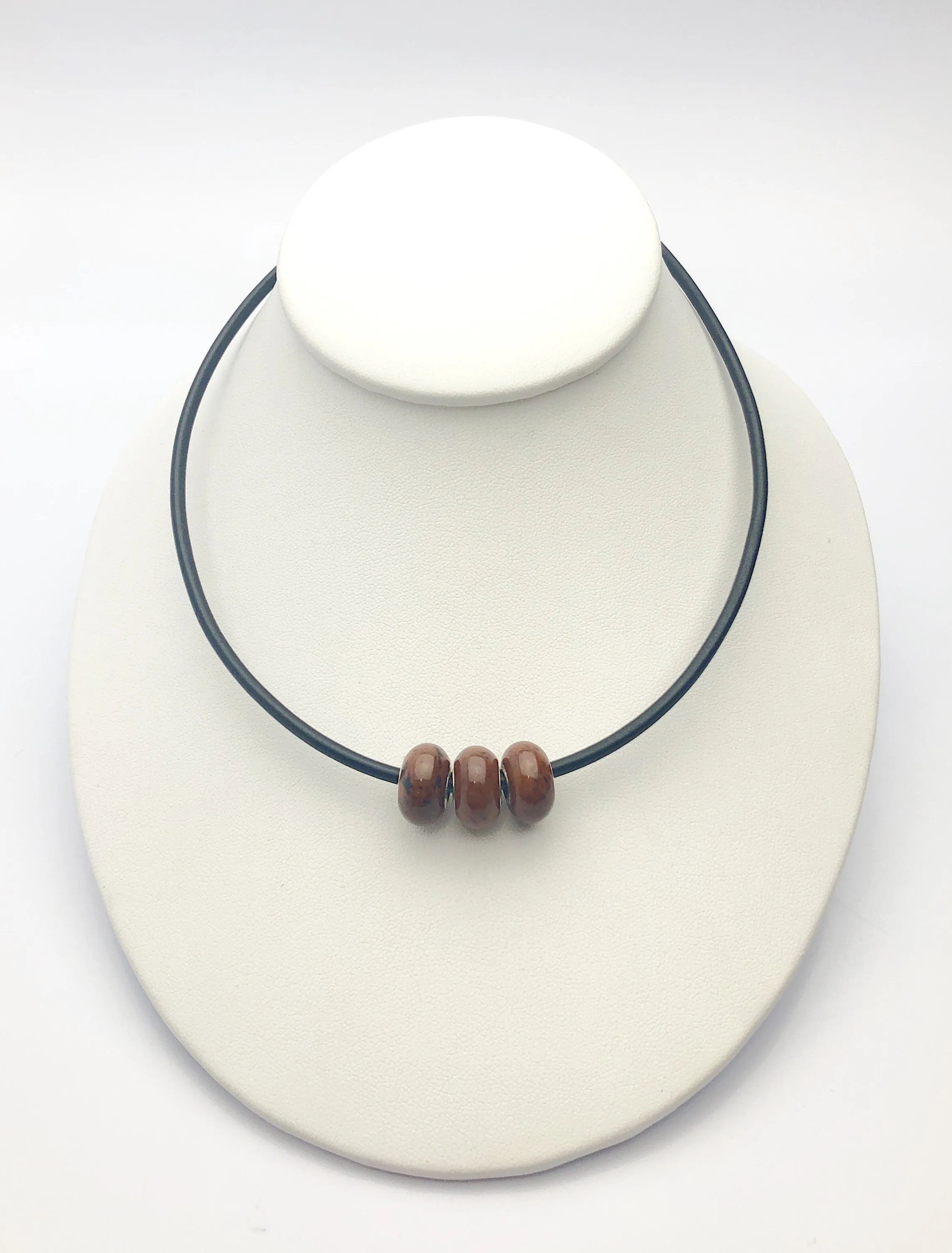 18” and 16” 3.0mm Black Leather Necklace. Pearl and beads not included (501221318L/501221316L)