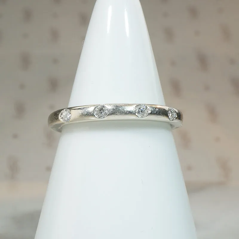 Flush Set White Gold & Diamond Band