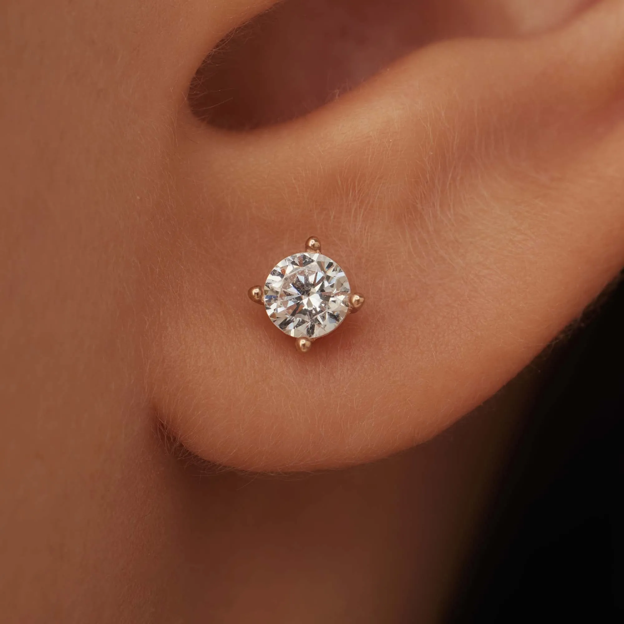 La Concorde Lourdes 14 karat rose gold ear studs with zirconia stone