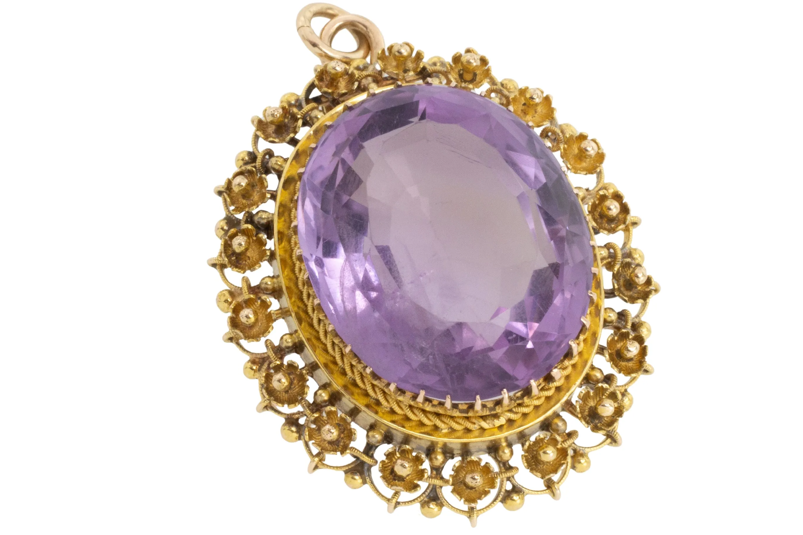 Large vintage amethyst pendant in 14 carat gold