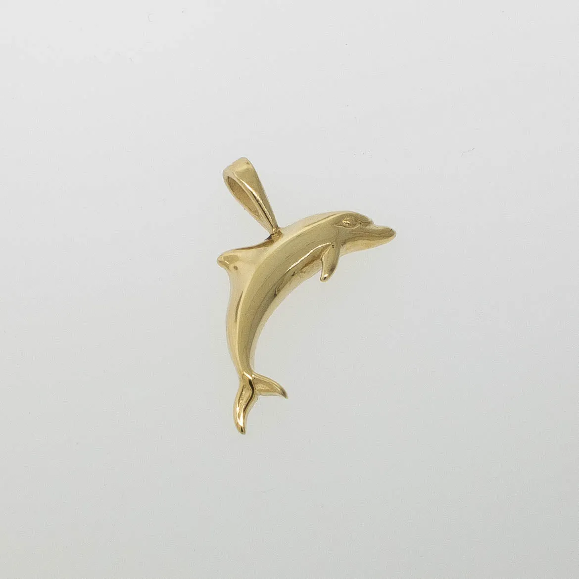 Pre-Owned 14K Yellow Gold Dolphin Pendant, 0.8 DWT, 21x21mm